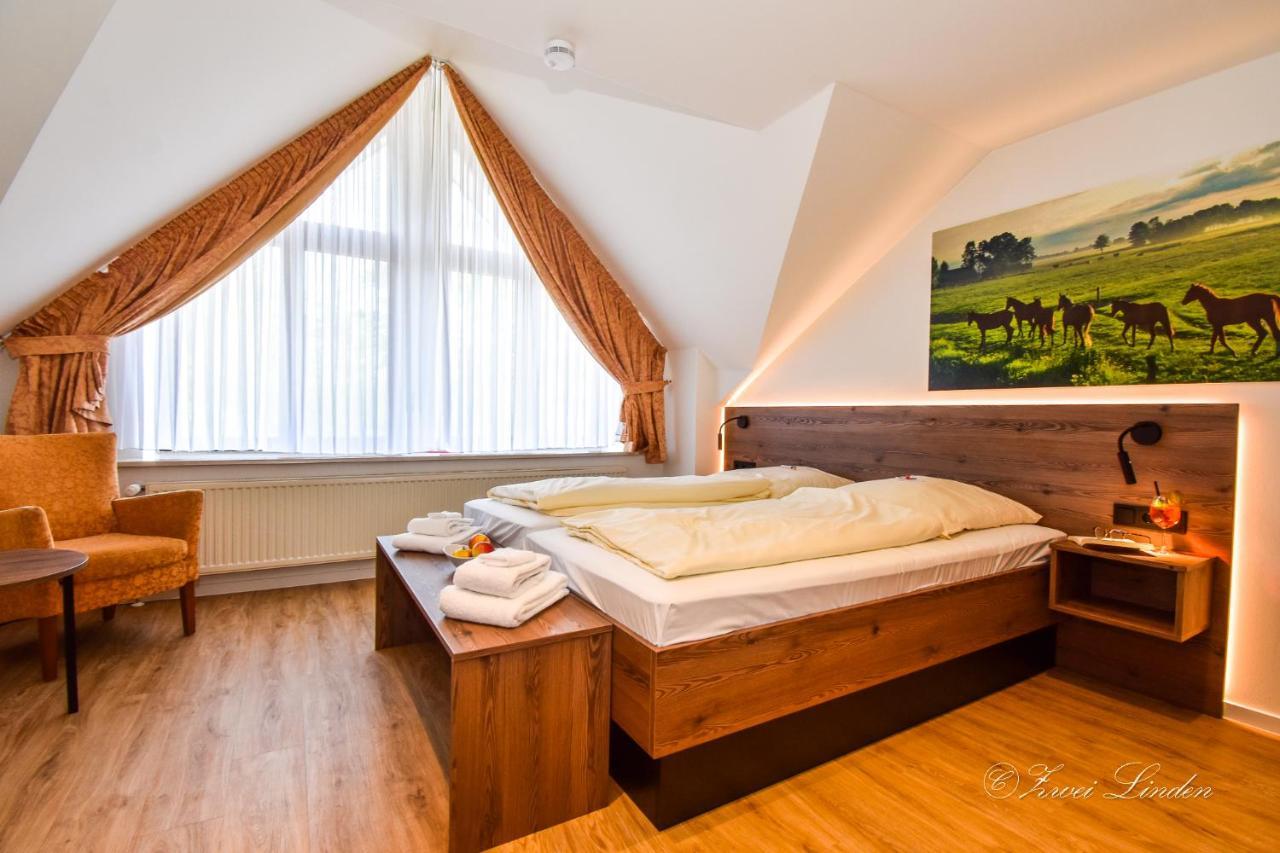 Hotel Zwei Linden - Links Der Elbe - Niedersachsen Balje Εξωτερικό φωτογραφία