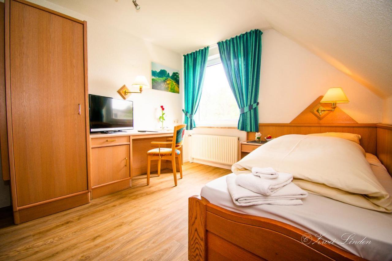 Hotel Zwei Linden - Links Der Elbe - Niedersachsen Balje Εξωτερικό φωτογραφία